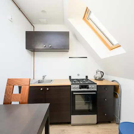 Apartament 3 Maja 32b -a & C *