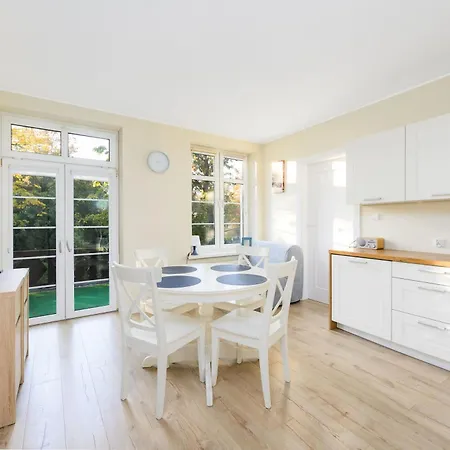 Apartament 3 Maja 32b -a & C *